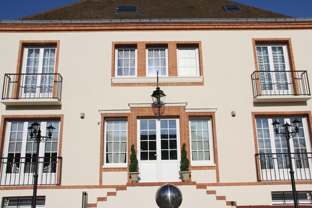 Villa Louis Victor Dizy Екстериор снимка