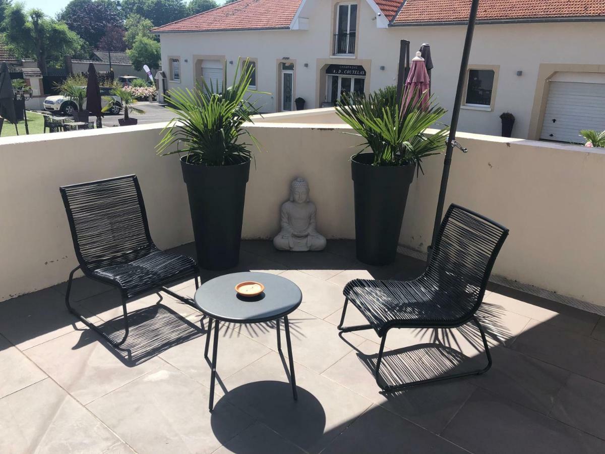 Villa Louis Victor Dizy Екстериор снимка